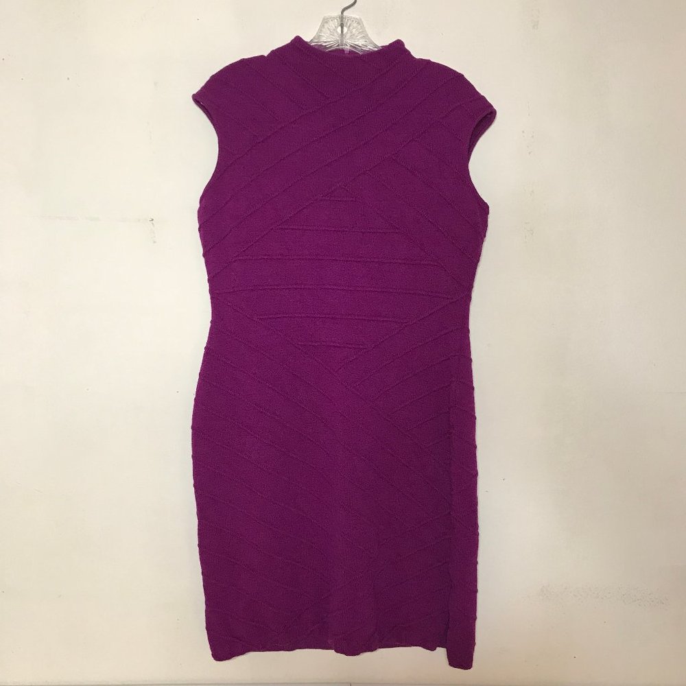 St. John Collection Criss Cross Bandage Pattern Santana Knit Sheath Dress Size 8